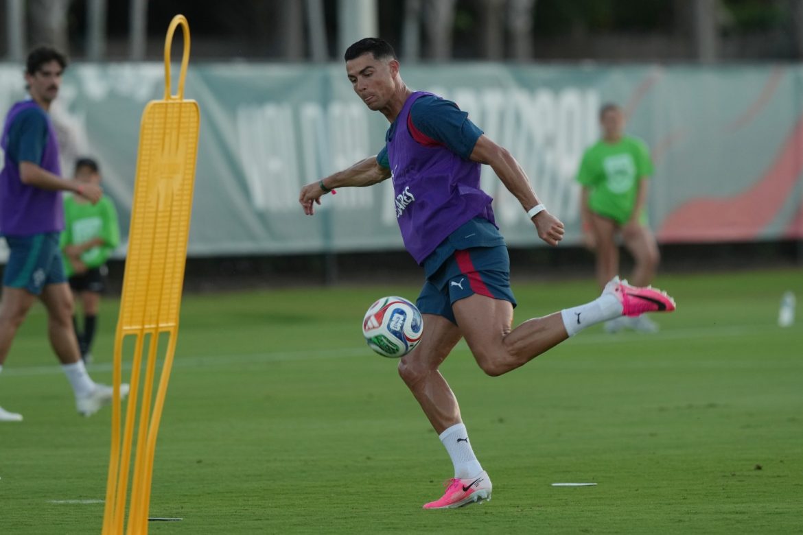 Portugal estreia-se quinta-feira no Mundial frente à RD, com olhos postos em Ronaldo